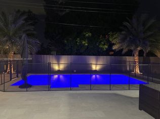 8791 NW 16th St, Pembroke Pines, FL 33024