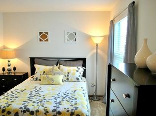 11163 Westport Station Dr APT I, Maryland Heights, MO 63043
