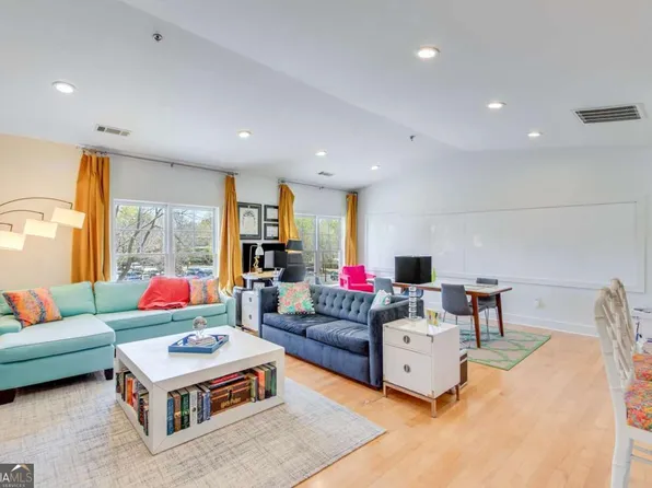 1040 Gaines School Rd, Athens, GA 30605