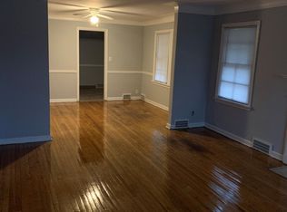 14322 Cedar Rd, University Heights, OH 44118