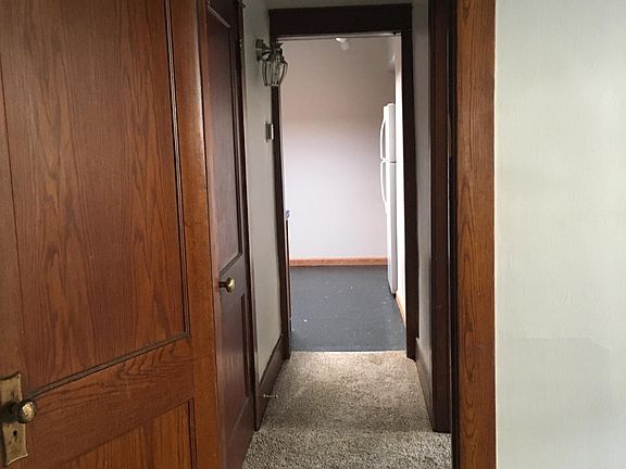 5th image of 1305 W 10th St