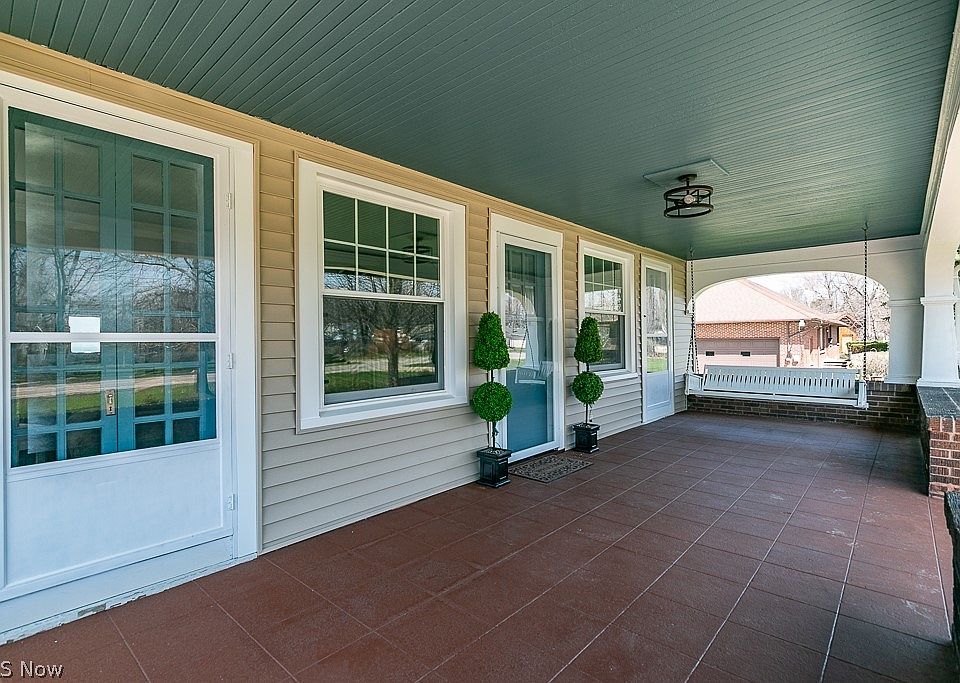 33807 Lakeshore Blvd, Eastlake, OH 44095 Zillow