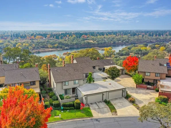 8784 Bluff Ln, Fair Oaks, CA 95628