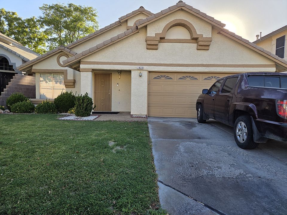 1st image of 1823 Ruby Ln
