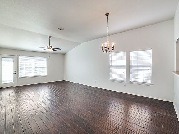 5th image of 13704 Laramie Hl