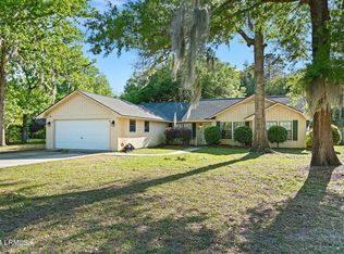 17 Calico Ct, Beaufort, SC 29906