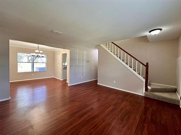 5th image of 4633 Feathercrest Dr