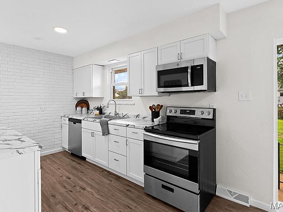 5th image of 212 Briarwood Dr