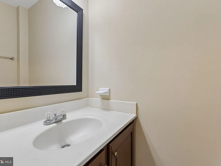 12789 Cara Dr — Photo 10