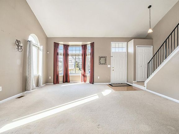 5th image of 8004 Thornhill Dr