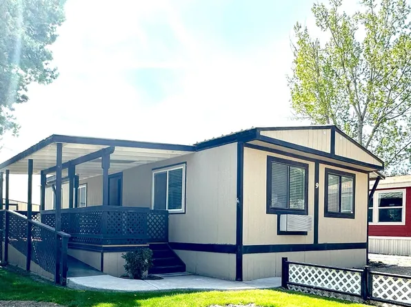 4030 River Resort Dr Trailer 9, Homedale, ID 83628