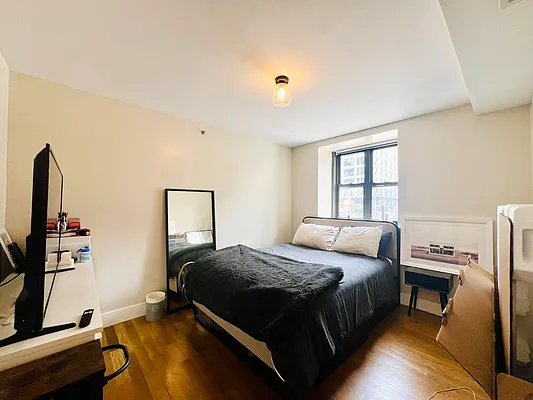 Rented by EXR | media 30