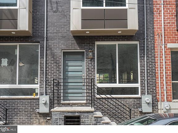 2nd image of 2211 League St