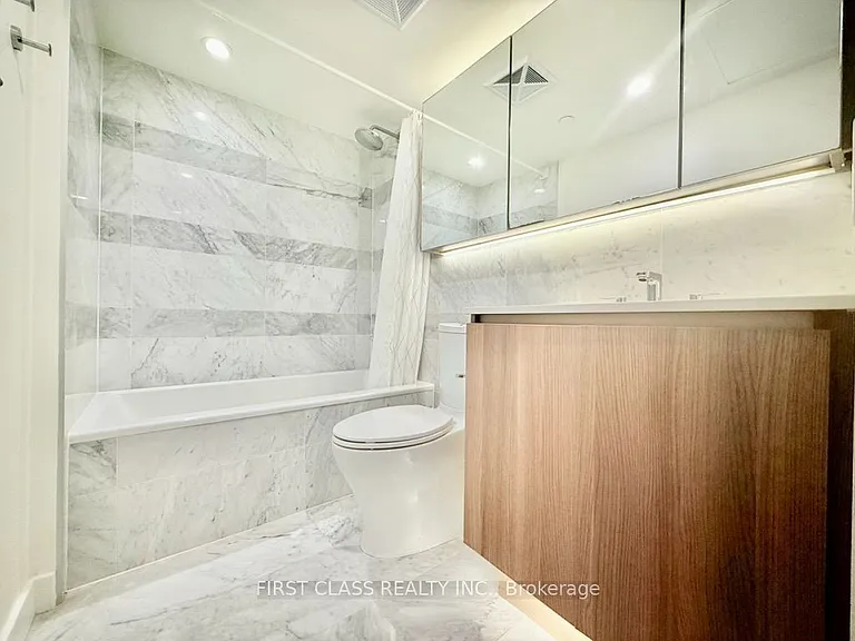 19 Bathurst St #902 — Photo 7