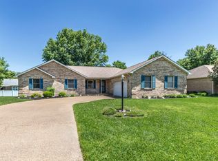 8331 Northfield Dr, Evansville, IN 47711