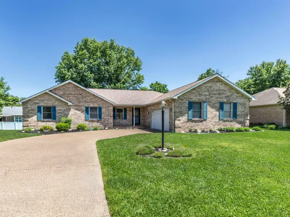 8331 Northfield Dr, Evansville, IN 47711