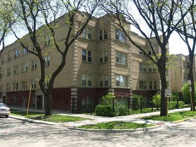 4855 N Harding Ave APT 1, Chicago, IL, 60625