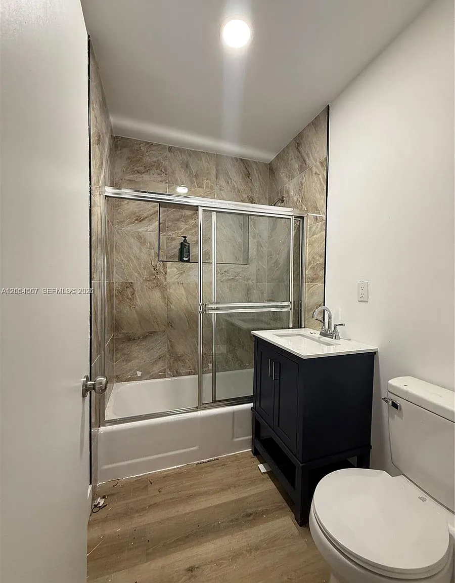 Florida Ridge Subdivision — Photo 4