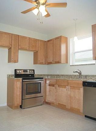 5th image of 622 Bayless Ave