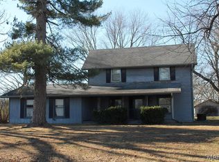 501 N Busch Ave #M, Mountain Grove, MO 65711