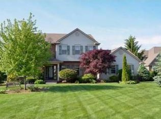 14562 Carrigan Ct, Granger, IN