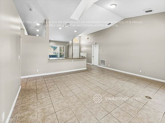 5th image of 6424 Barbara St