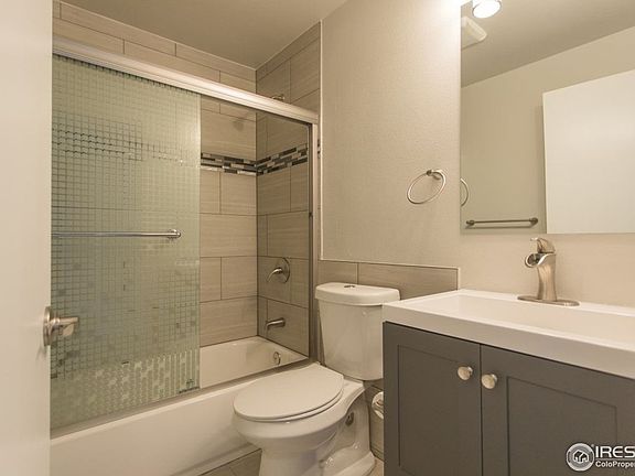3rd image of 1719 Marine St APT A