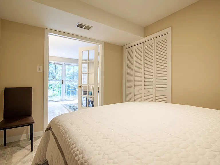 6034 Chesterbrook Rd #B — Photo 28