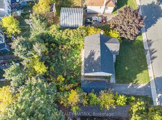 436 Blake Blvd, Ottawa, ON K1K1B1