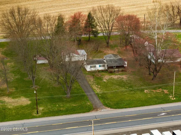 2617 Point Township Dr, Northumberland, PA 17857