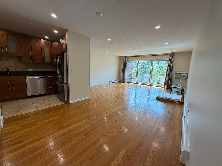 383 Langley Rd #11 — Photo 3