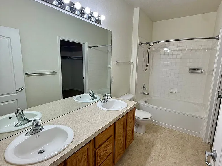4675 Hahns Peak Dr #101 — Photo 21