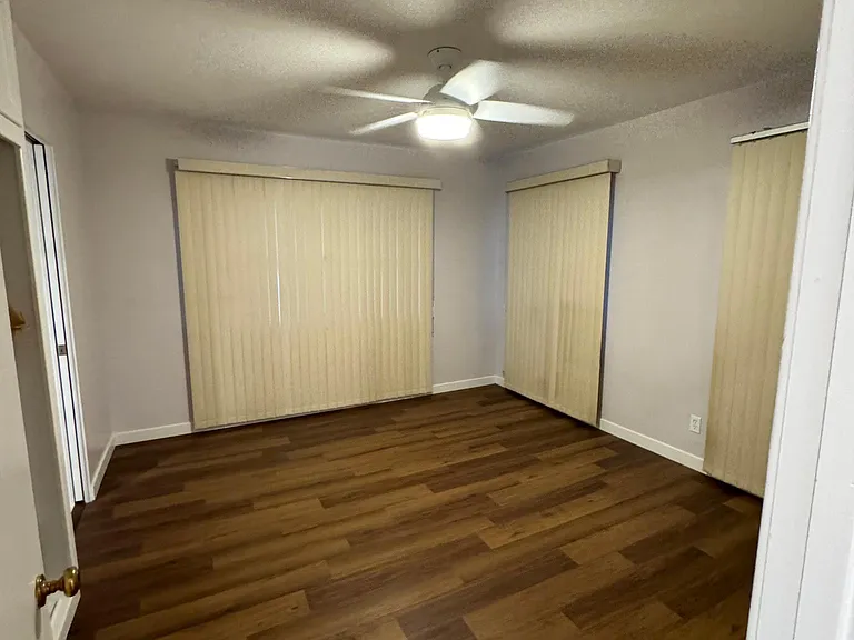 Sierra Ave — Photo 12