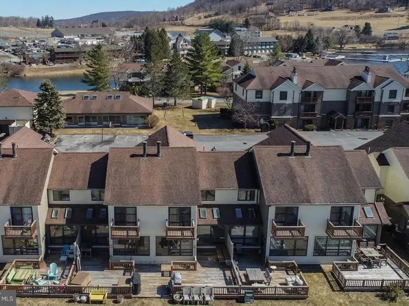 33 Ski Harbor Dr #33, McHenry, MD 21541