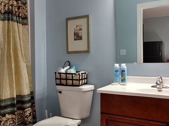3rd image of 1639 S Meridian St APT 19K