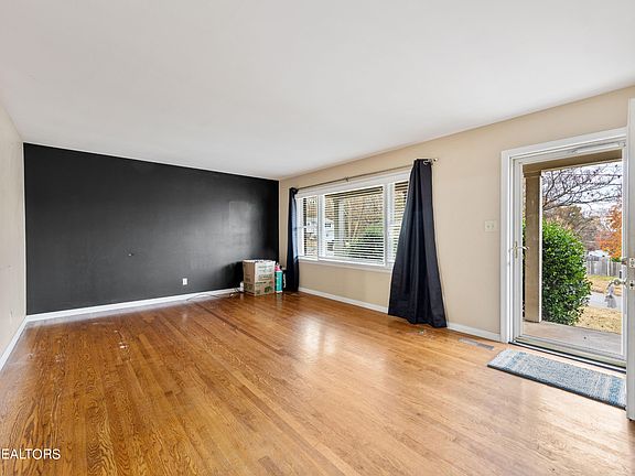 5th image of 1313 Willmann Ln
