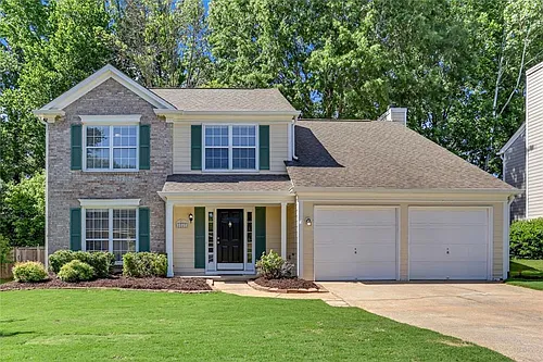 3527 Chastain Glen Ln NE Photo 1