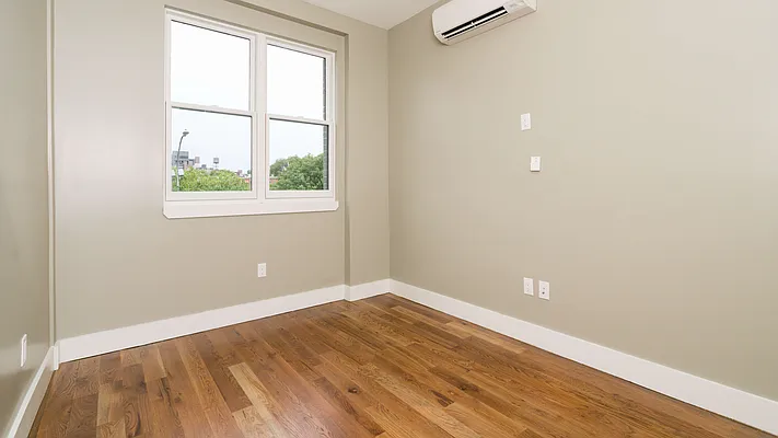 Rented by Nooklyn NYC LLC | media 23