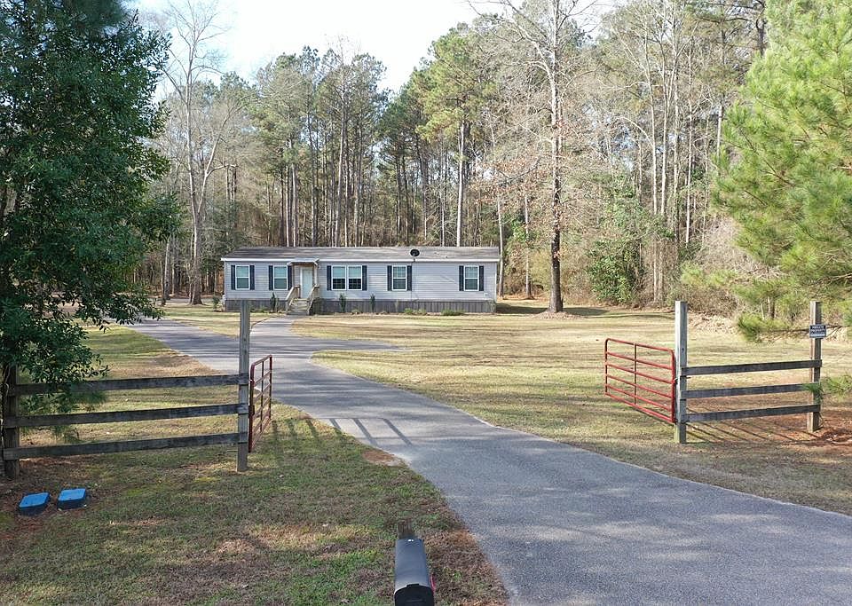 1st image of 568 Three Mile Stretch Rd