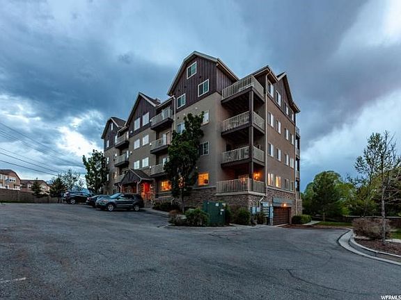 4th image of 5012 S Timber Way Unit 101
