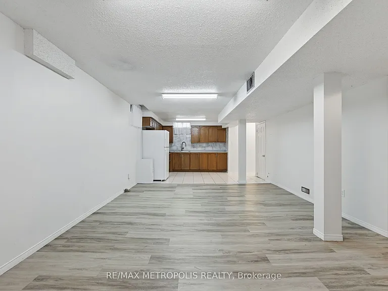 584 Strouds Ln #BASEMENT — Photo 6