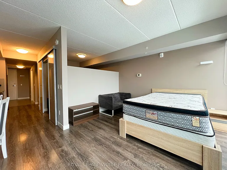 308 Lester St #501 — Photo 13
