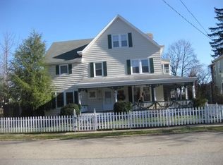 18 Leary Ave, Bloomingdale, NJ 07403