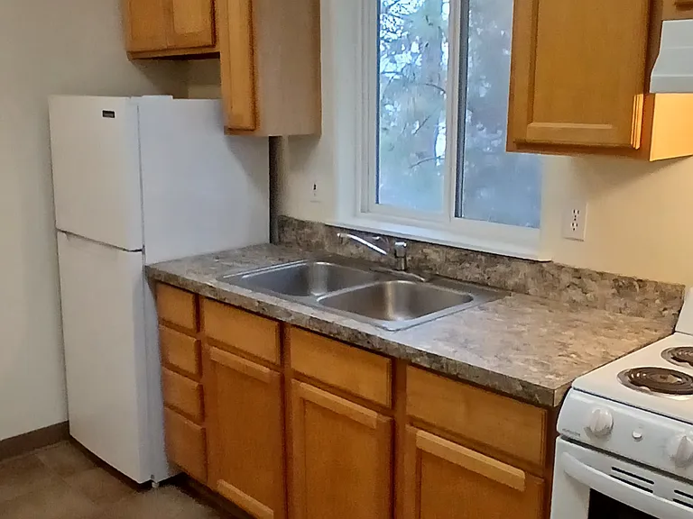 1615 NW Portland Ave #1 — Photo 5