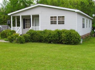 112 Shadow Brook Ln, New Bern, NC 28562