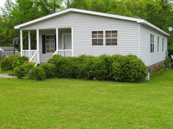 112 Shadow Brook Ln, New Bern, NC 28562