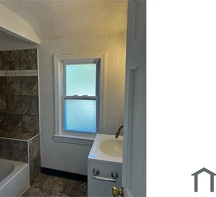 16209 Throckley Ave — Photo 16