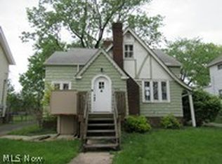 17408 Woodbury Ave, Cleveland, OH 44135