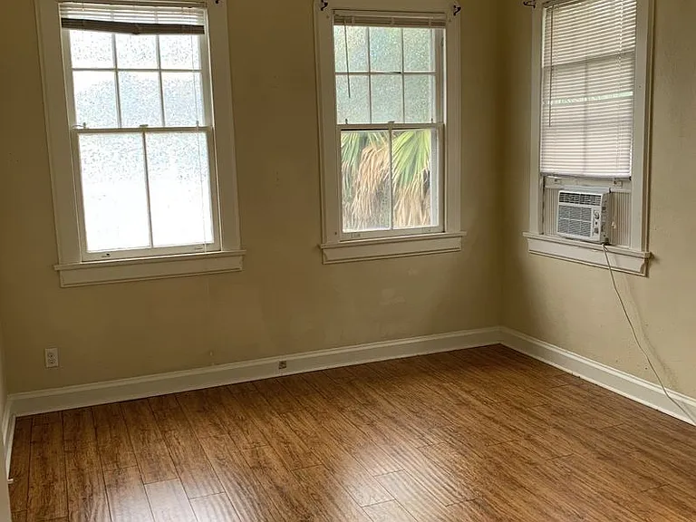 3507-3509 Nashville Ave — Photo 8