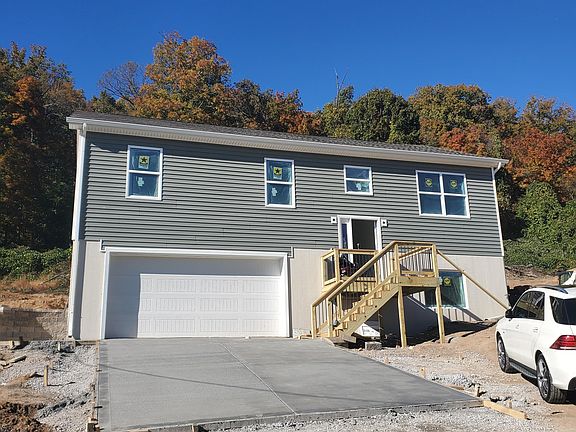 4th image of 3129 Greenway Dr